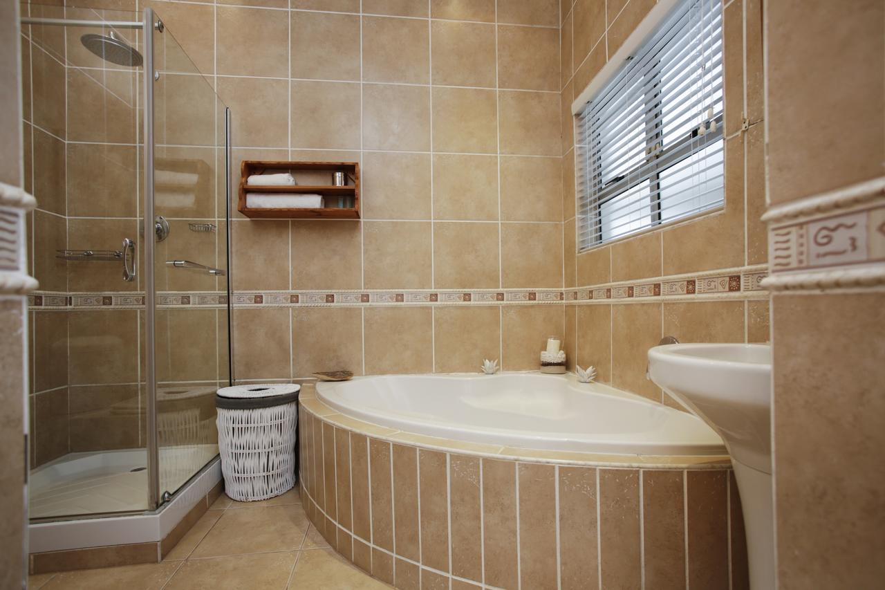 Ocean Hideaway Bed And Breakfast Amanzimtoti Buitenkant foto
