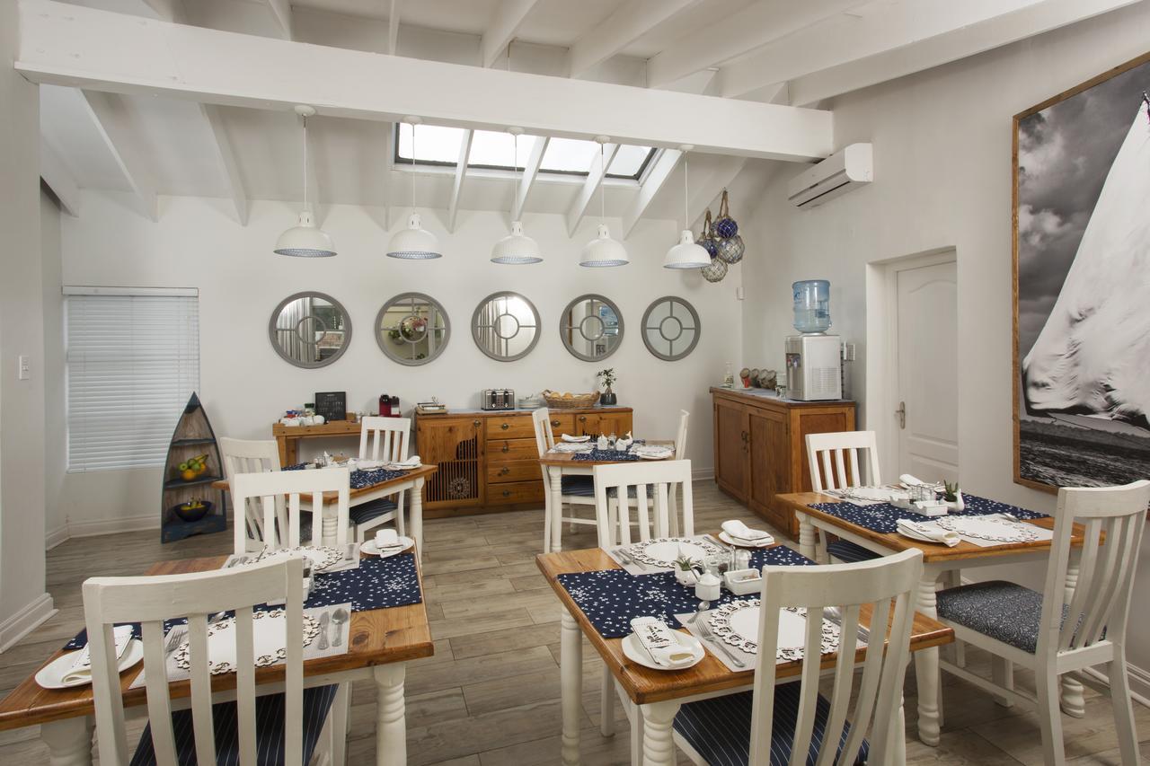 Ocean Hideaway Bed And Breakfast Amanzimtoti Buitenkant foto