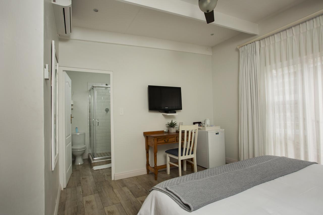 Ocean Hideaway Bed And Breakfast Amanzimtoti Buitenkant foto