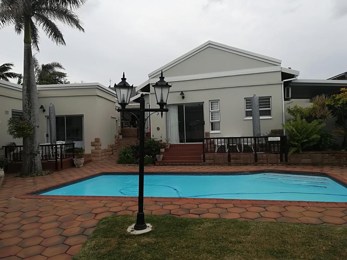 Ocean Hideaway Bed And Breakfast Amanzimtoti Buitenkant foto